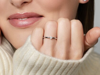 Verlobungsring Compass in 14K Roségold mit Diamant 0,15ct G/SI