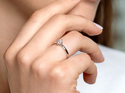 Verlobungsring Compass in 14K Roségold mit Diamant 0,15ct G/SI