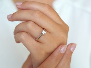 Verlobungsring Delight in 9K Weißgold mit Labordiamant 0,50ct E/VS