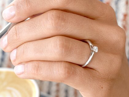 Verlobungsring Delight in 14K Weißgold mit Diamant 0,30ct H/SI
