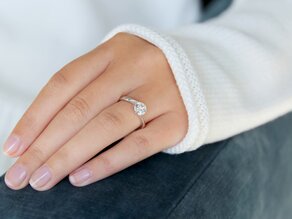 Verlobungsring Devotion in 18K Weißgold mit Diamant 1,00ct H/SI