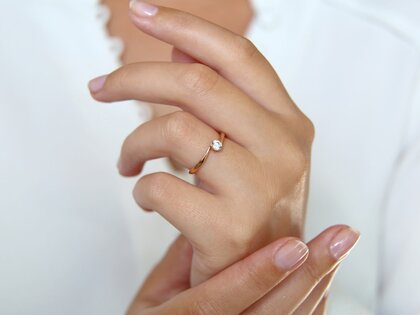 Verlobungsring Devotion in 18K Roségold mit Diamant 0,10ct G/SI