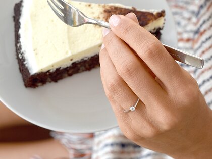 Verlobungsring Devotion in 9K Weißgold mit Labordiamant 0,25ct E/VS