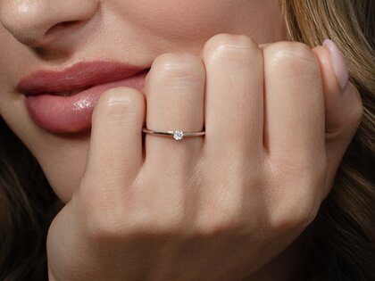 Verlobungsring Heaven 6 in 14K Weißgold mit Diamant 0,10ct G/SI
