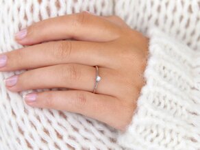 Verlobungsring Heaven 6 in 14K Gelbgold mit Diamant 0,10ct H/SI