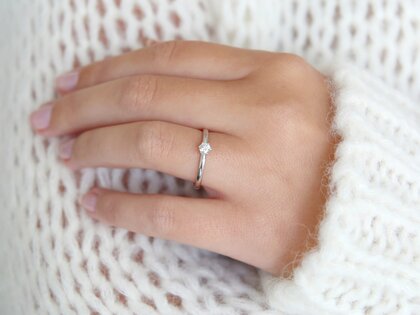 Verlobungsring Madison in Silber 925/- mit Labordiamant 0,15ct E/VS