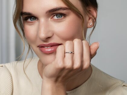 Verlobungsring Melody in 14K Gelbgold mit Diamant 0,20ct H/SI