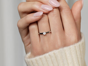Verlobungsring Modern in 14K Weißgold mit Diamant 0,30ct H/SI