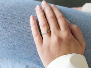 Verlobungsring Modern in 9K Weißgold mit Labordiamant 0,25ct E/VS