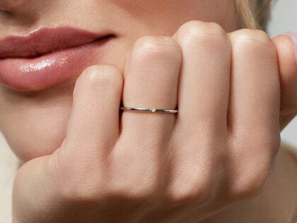 Verlobungsring Promise Petite in 9K Weißgold mit Diamant 0,005ct G/SI