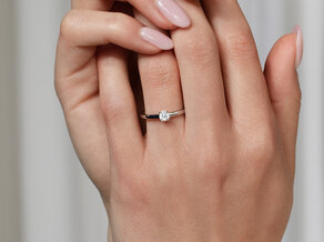 Verlobungsring Romance in 9K Weißgold mit Diamant 0,25ct G/SI