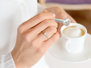 Verlobungsring Romance in 9K Weißgold mit Labordiamant 0,25ct E/VS