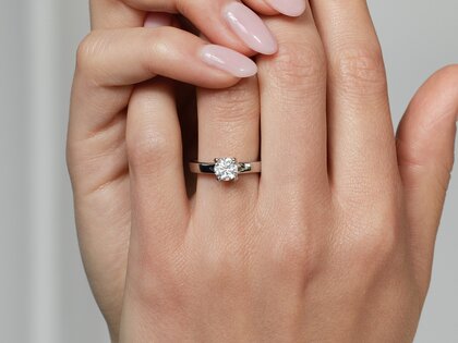 Verlobungsring Romance in 18K Roségold mit Diamant 0,75ct G/SI