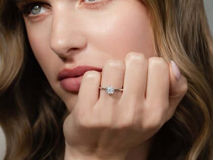Verlobungsring Spirit in 9K Weißgold mit Diamant 1,00ct G/SI
