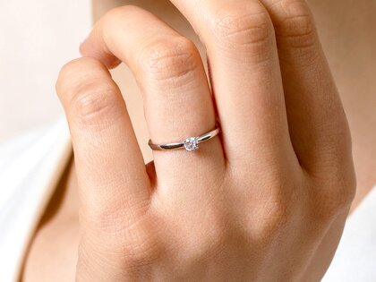 Verlobungsring Surprise in Silber 925/- mit Diamant 0,10ct H/SI