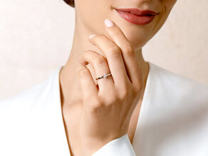 Verlobungsring Surprise in Silber 925/- mit Labordiamant 0,15ct E/VS