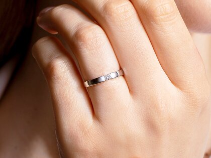 Verlobungsring Infinity Petite in 14K Weißgold mit Diamant 0,09ct G/SI