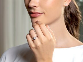 Verlobungsring Touch in 9K Weißgold mit Diamant 1,00ct H/SI