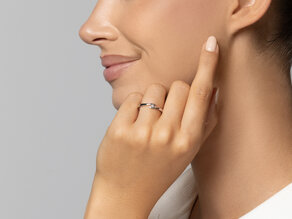 Verlobungsring Twist in 9K Roségold mit Diamant 0,03ct