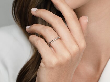 Verlobungsring Loop in 14K Weißgold poliert